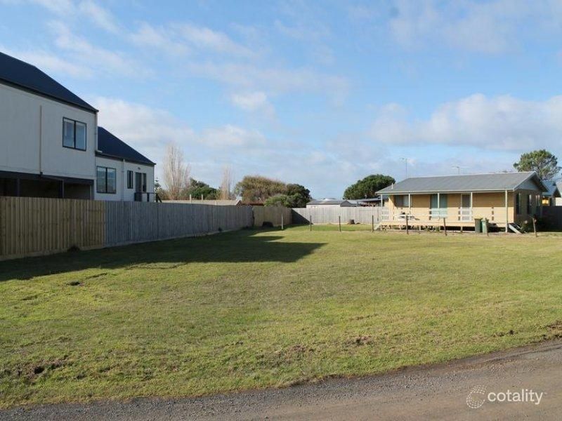 15 Gemma St, Sunderland Bay, VIC 3922