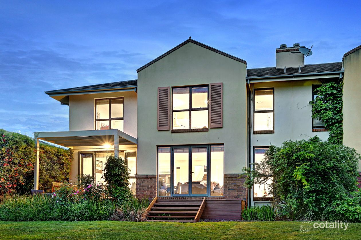 12 Nicklaus Pl, Chirnside Park, VIC 3116