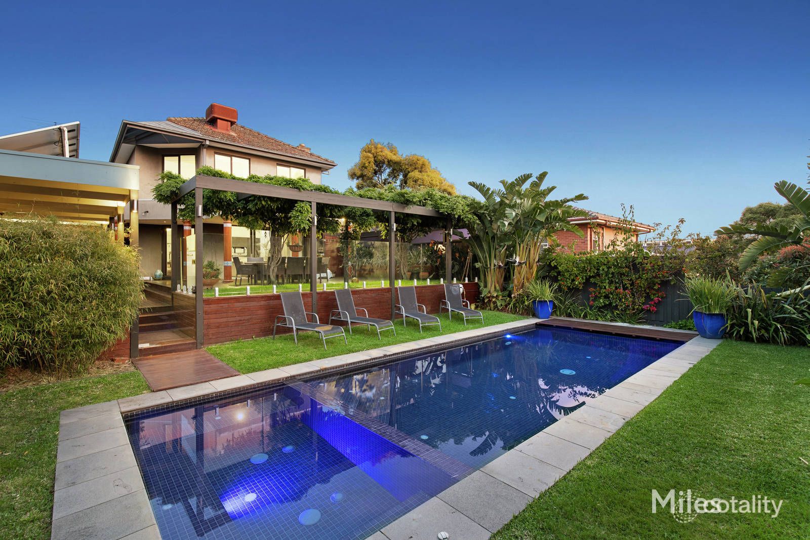 26 Silverdale Rd, Eaglemont, VIC 3084