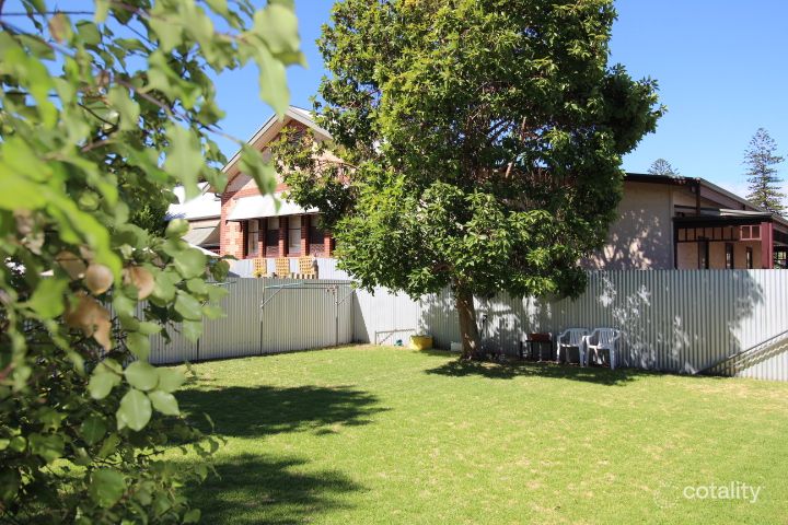 4/4 John St, Glenelg South, SA 5045