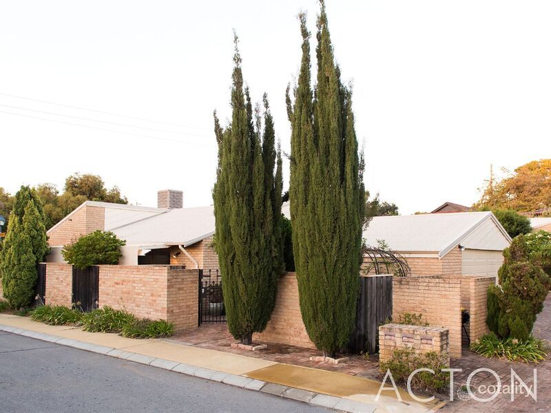 1/30 Barnfield Rd, Claremont, WA 6010