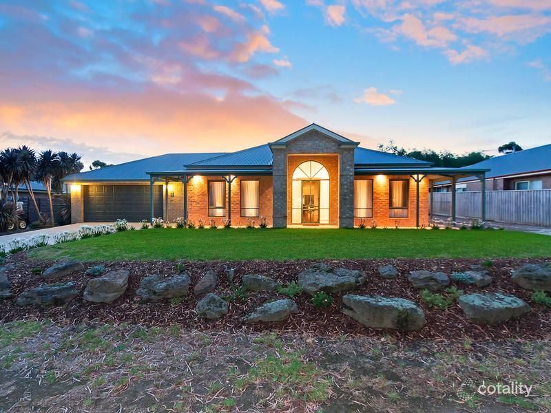 11 Rural Pl, Doreen, VIC 3754