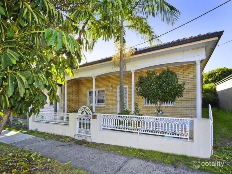 21 Robinson St, Eastlakes, NSW 2018