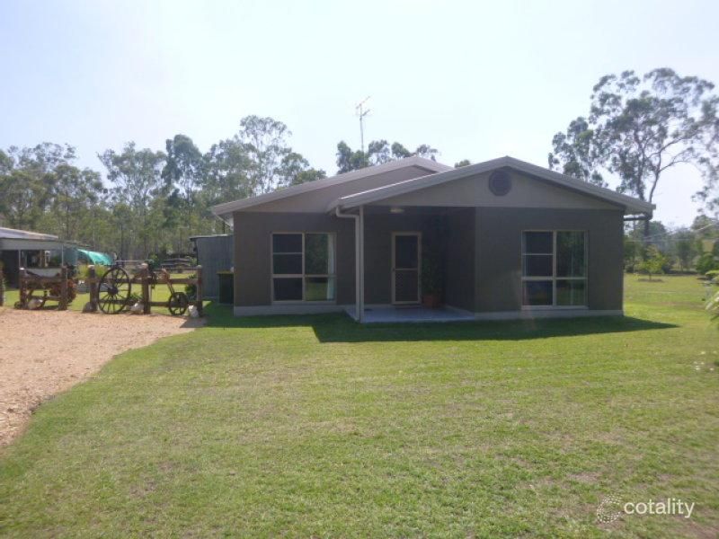 42 River Rd, Millstream, QLD 4888