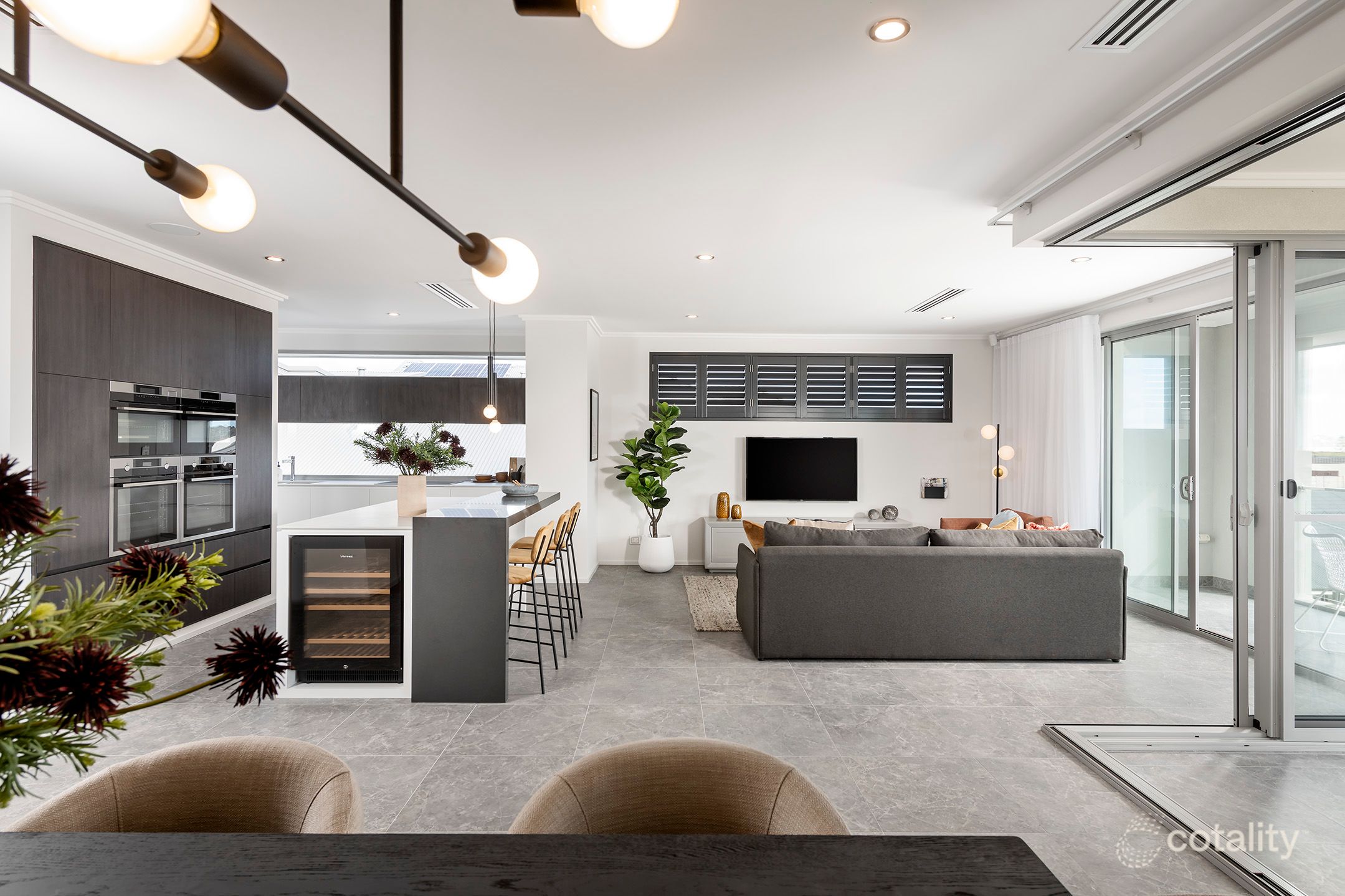 15 Janszoon Way, Mandogalup, WA 6167