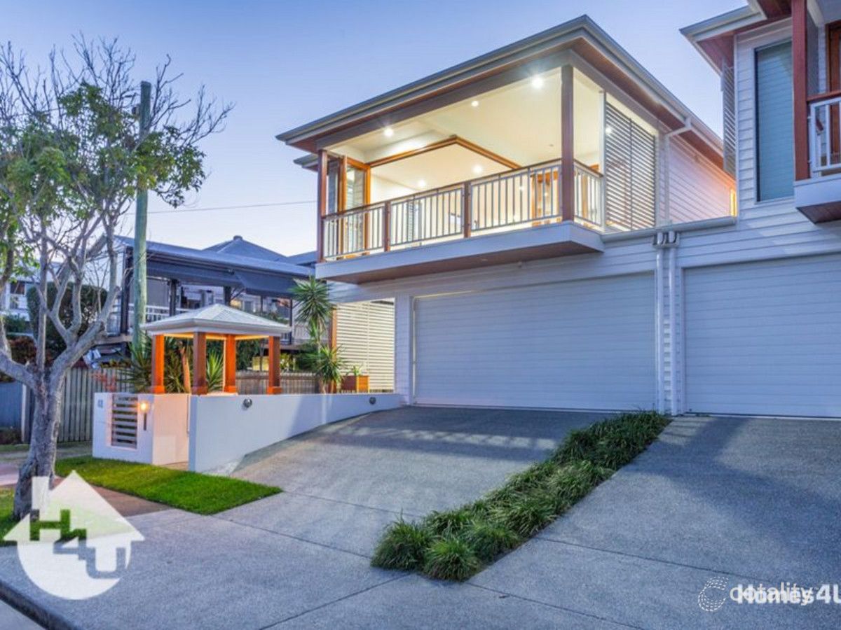 48 Fourth Ave, Sandgate, QLD 4017