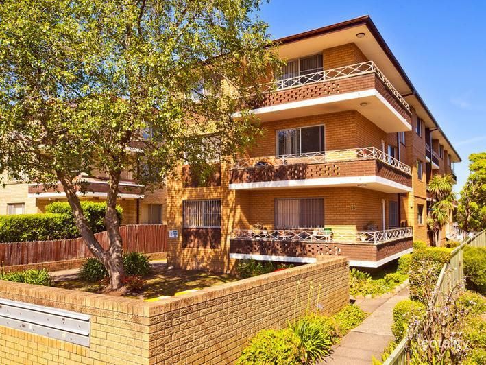 2/18 Chandos St, Ashfield, NSW 2131