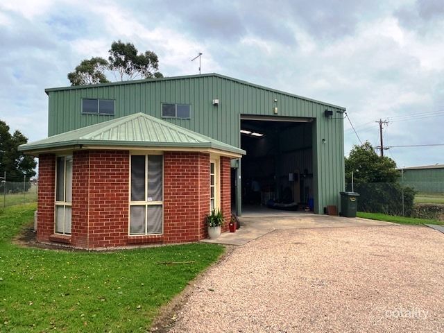 9 Middle Rd, Trafalgar, VIC 3824