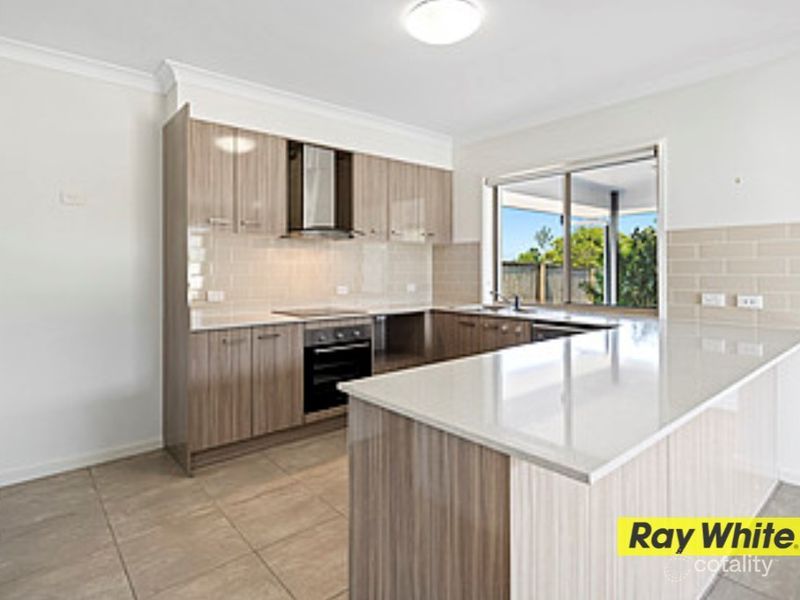 4 Spritsail Cres, Cannon Valley, QLD 4800