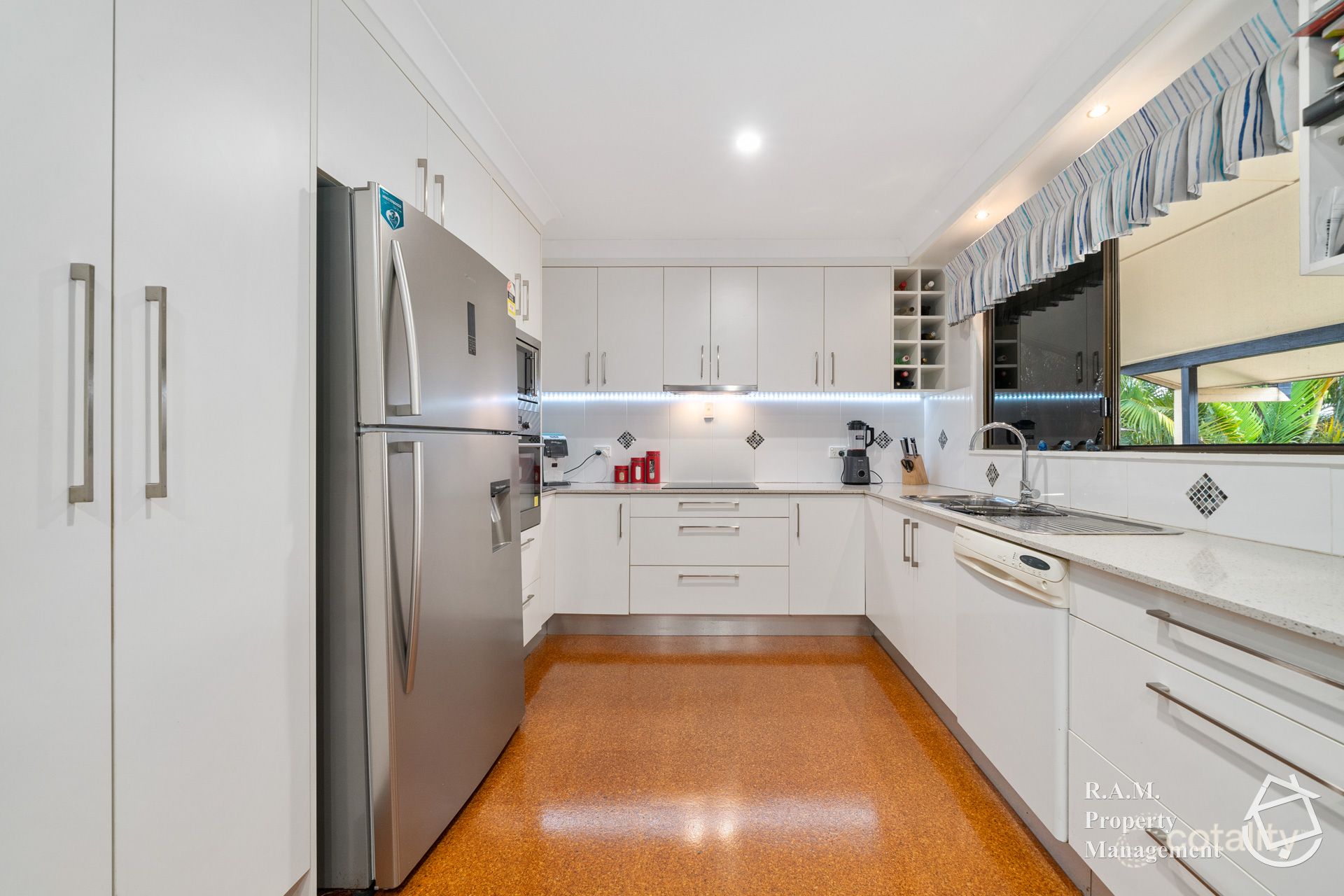 11 Symphony Ave, Strathpine, QLD 4500