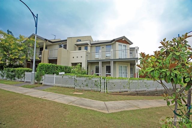 1 Gilbert St, Elderslie, NSW 2570