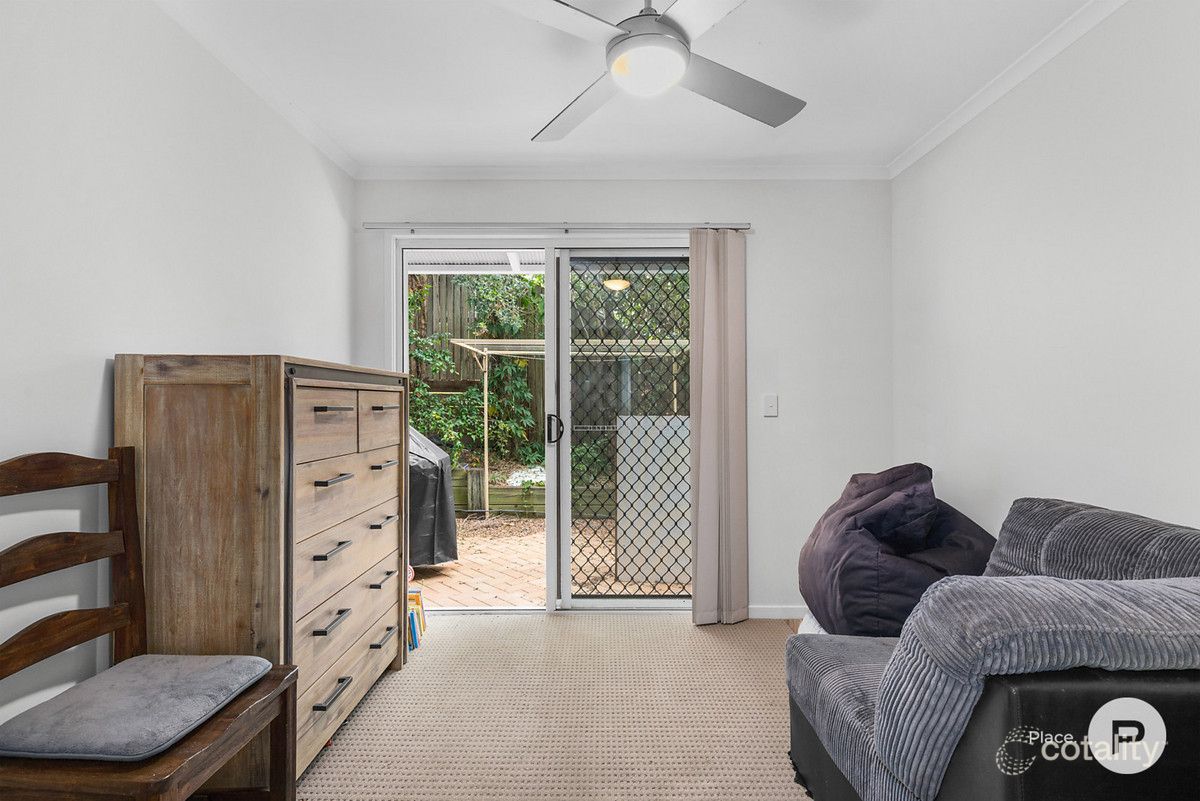 2/55 Douglas St, Greenslopes, QLD 4120