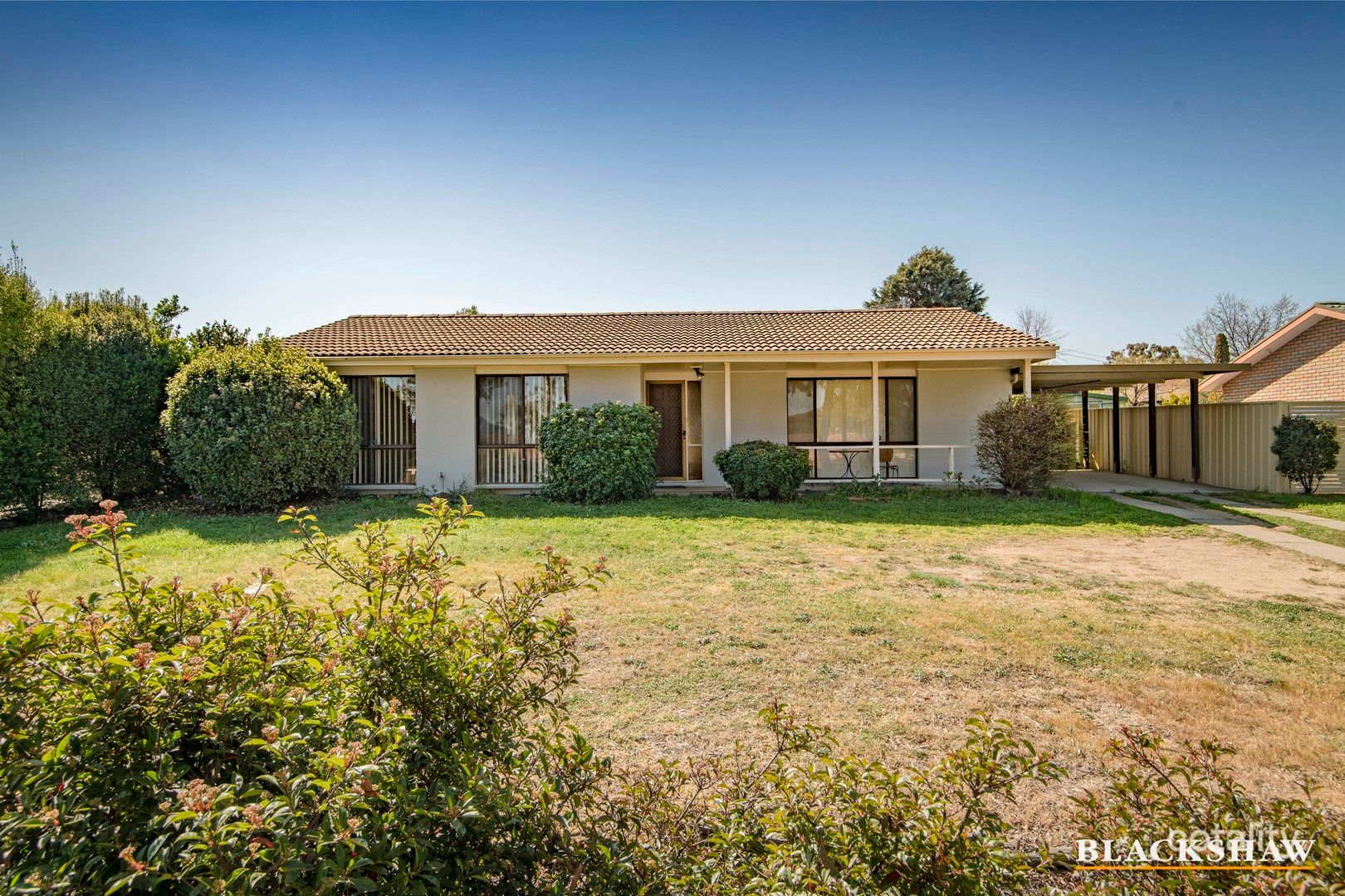 34 Barraclough Cres, Monash, ACT 2904