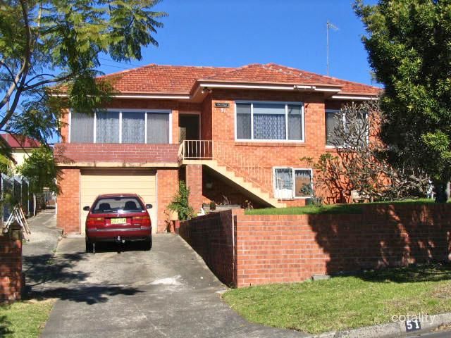 51 Beatus St, Unanderra, NSW 2526
