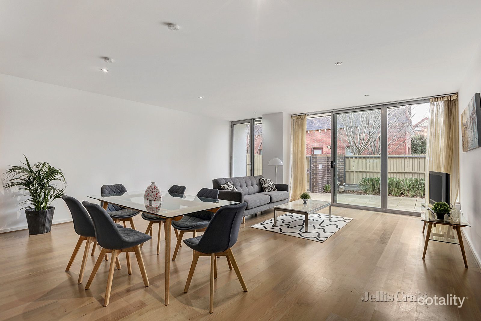 15 Manchester Lane, Parkville, VIC 3052