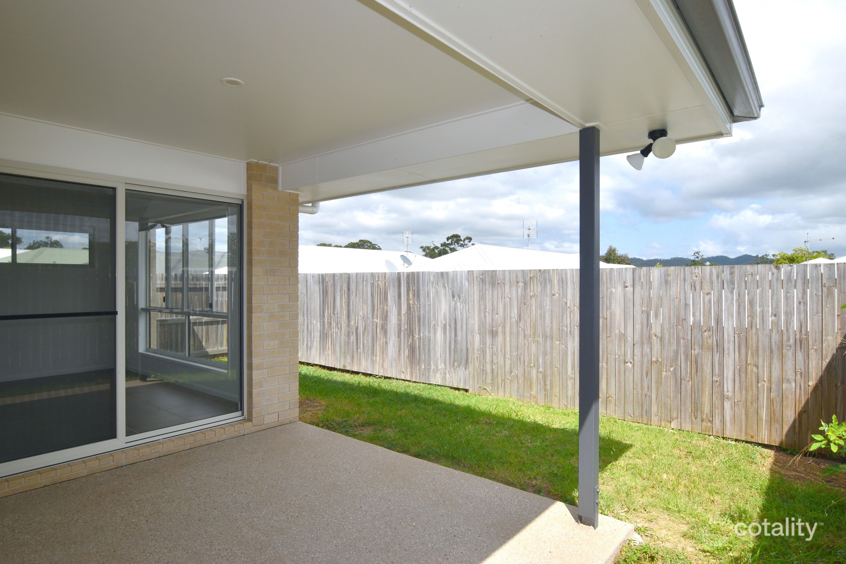 12 Oystercatcher Rd, Kirkwood, QLD 4680