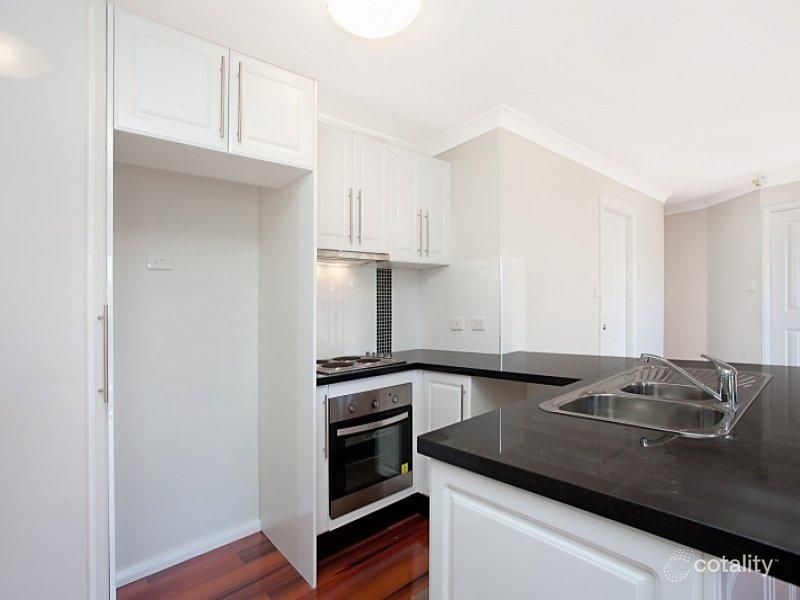 2/24 Queen St, Rutherford, NSW 2320