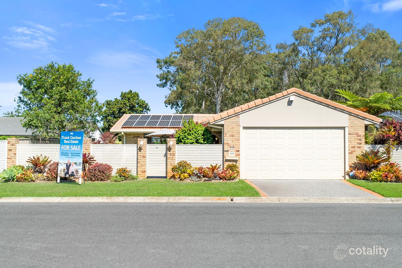6 Lakefield Cres, Paradise Point, QLD 4216