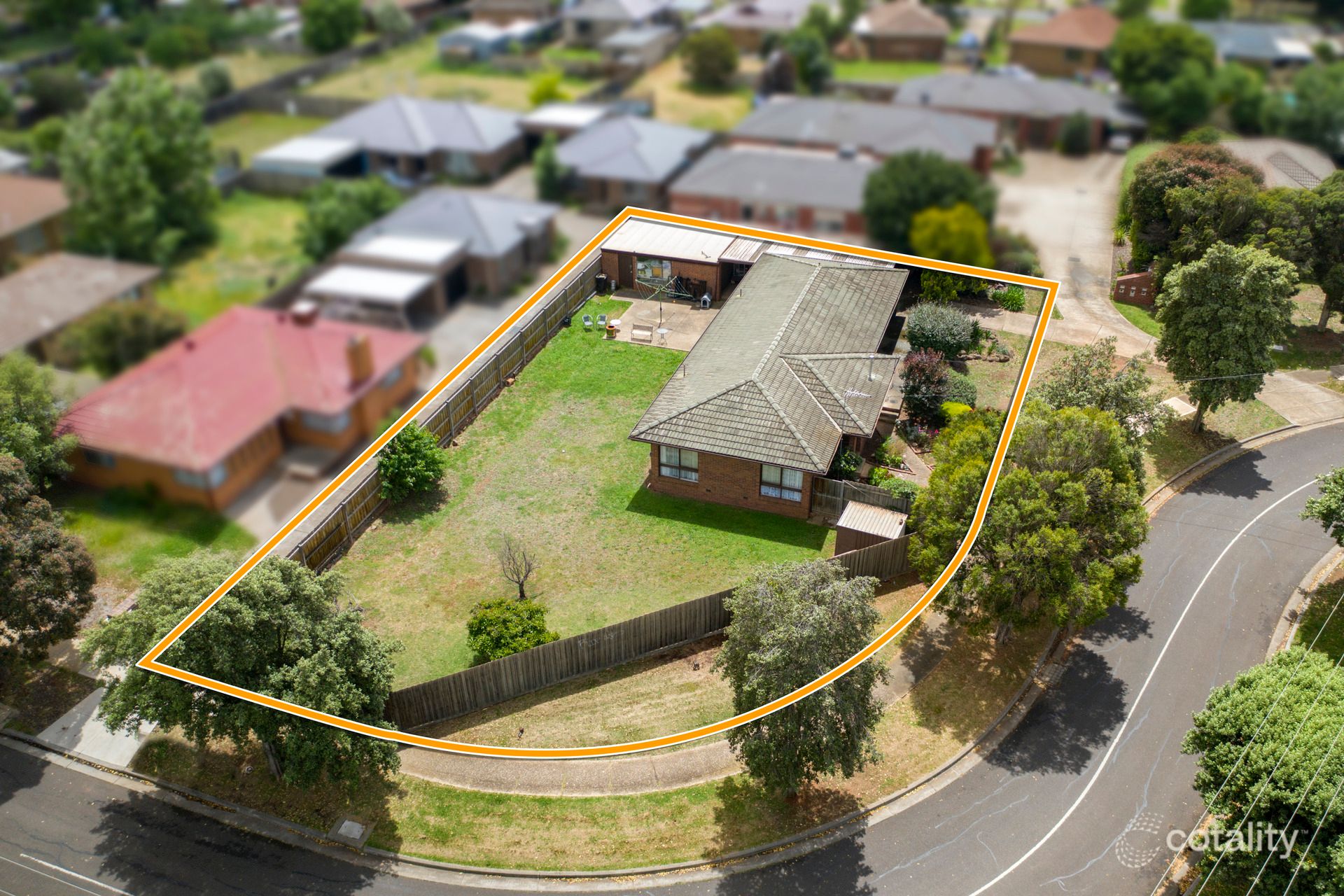 20 Kurrajong Cres, Melton South, VIC 3338
