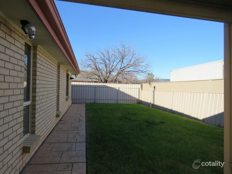 24 Dovecote St, Oakden, SA 5086