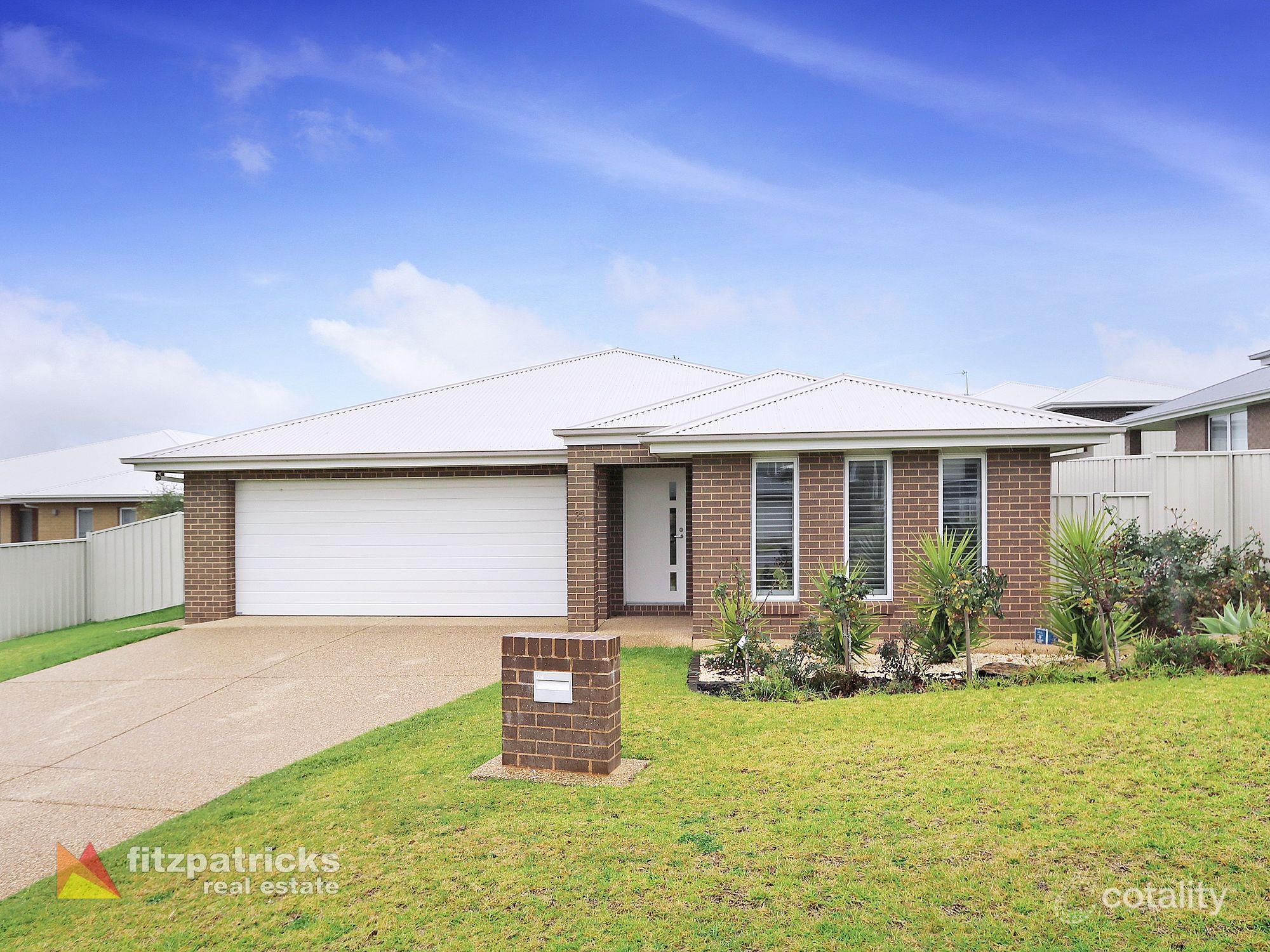 23 Brownlow Dr, Bourkelands, NSW 2650