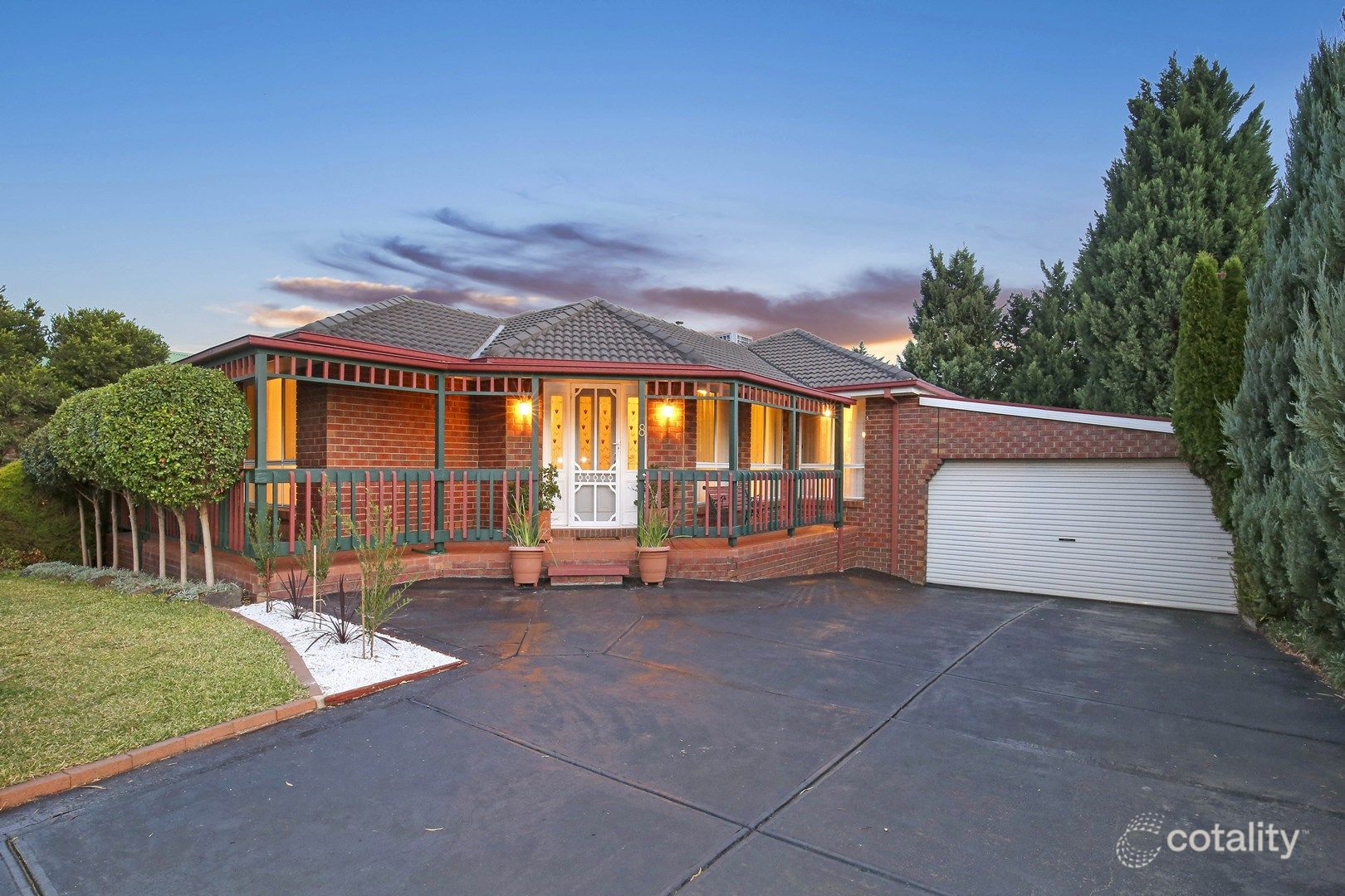 8 Laurina Turn, Mill Park, VIC 3082