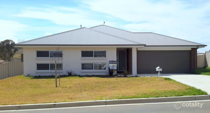 12 Hallaran Way, Orange, NSW 2800