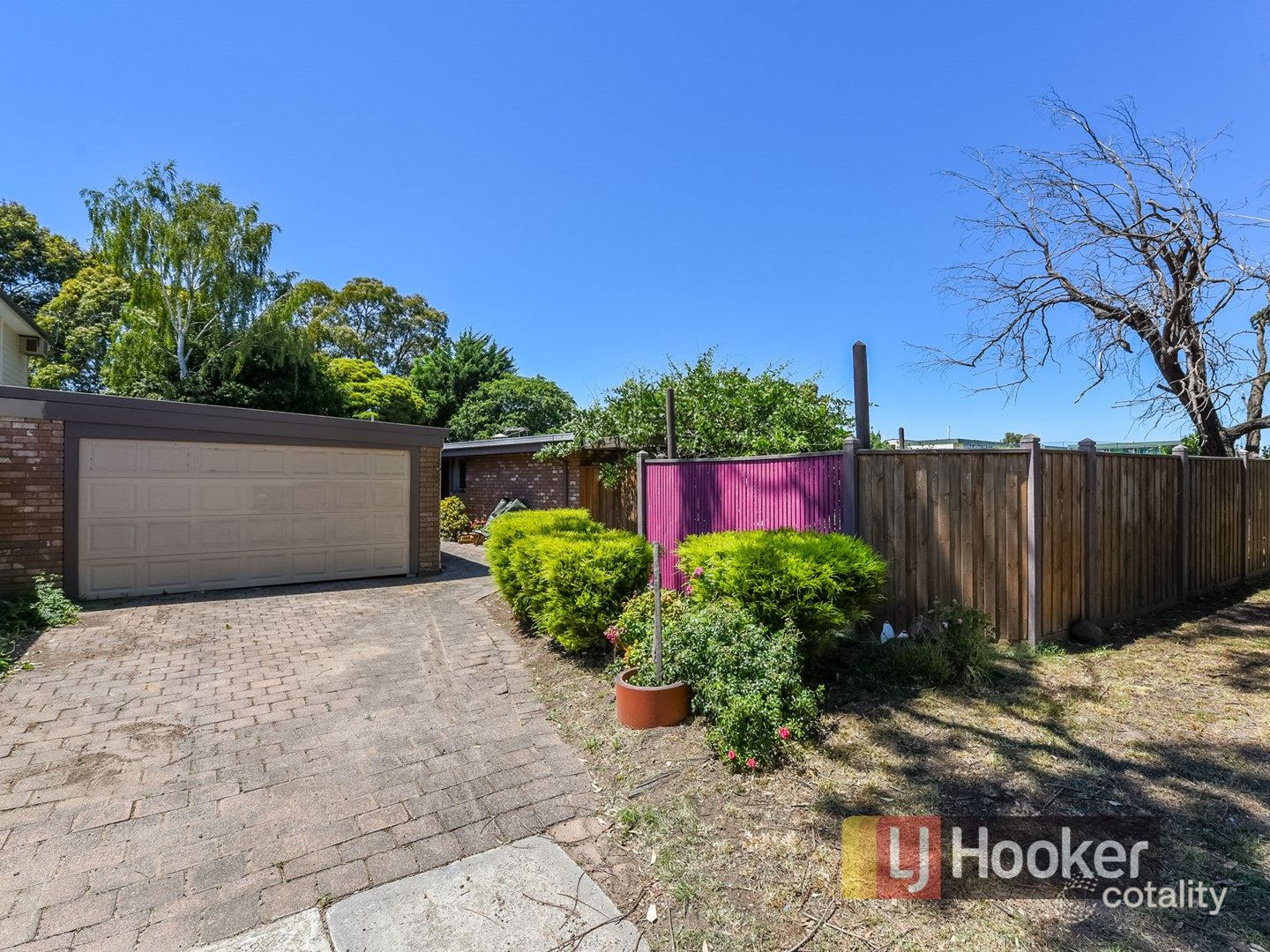 9 Yarrow Ct, Berwick, VIC 3806