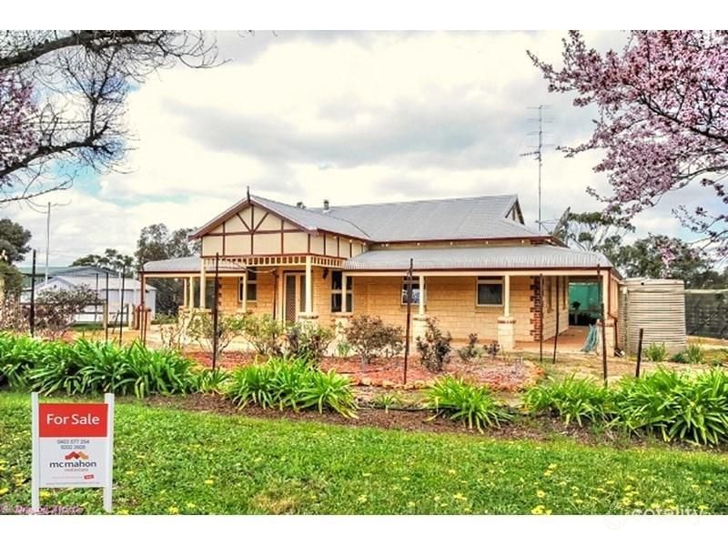 5349 Great Southern Hwy, Gwambygine, WA 6302