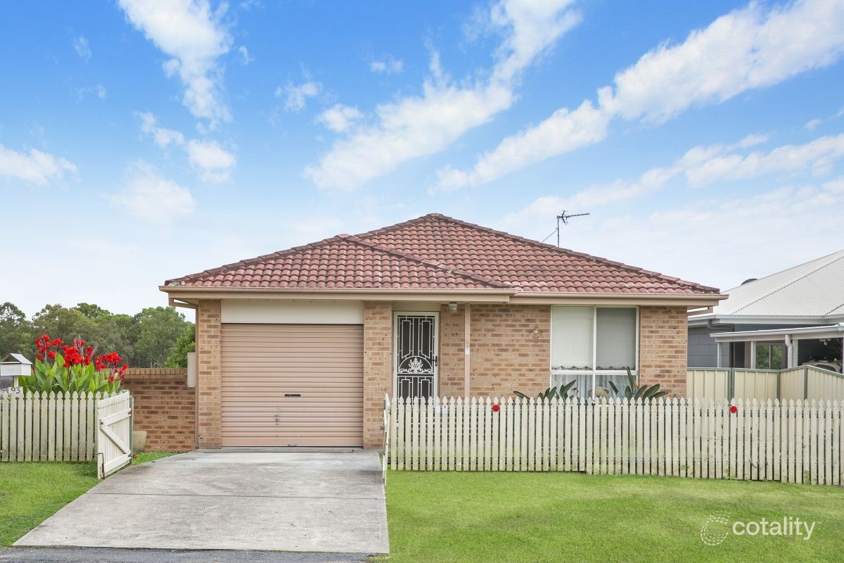 93 Harle St, Abermain, NSW 2326