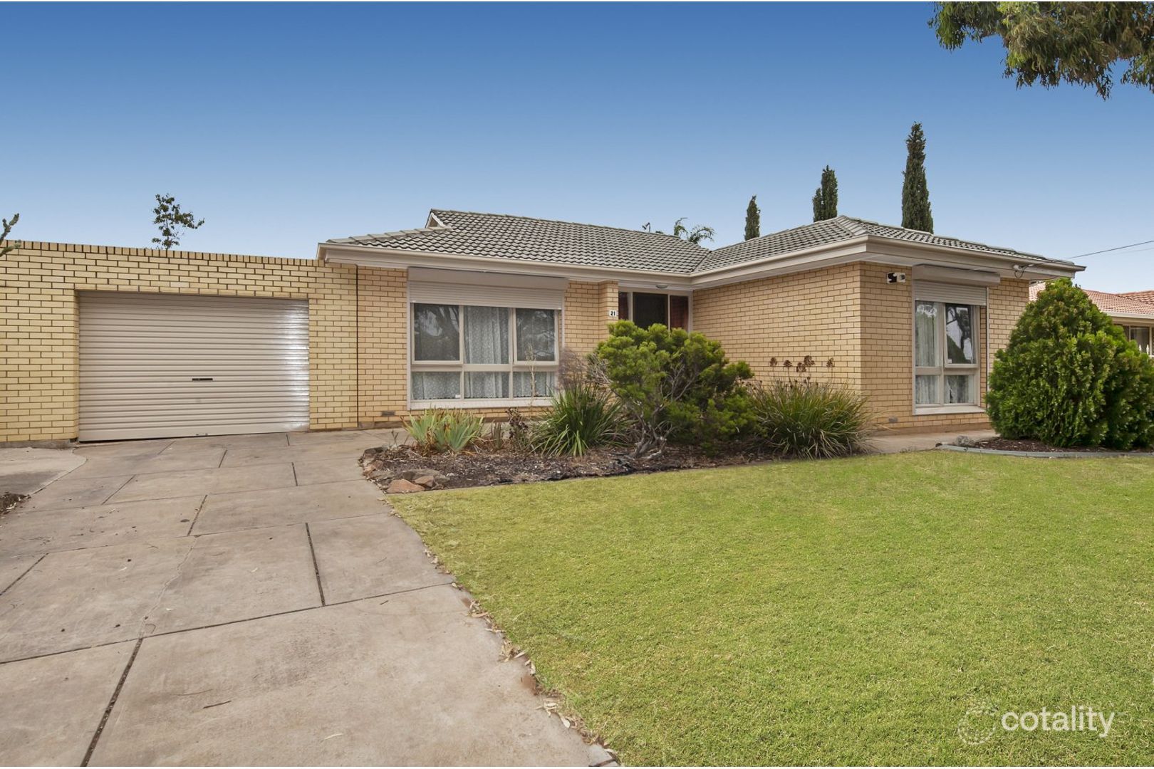 21 Blyth Ave, Parafield Gardens, SA 5107