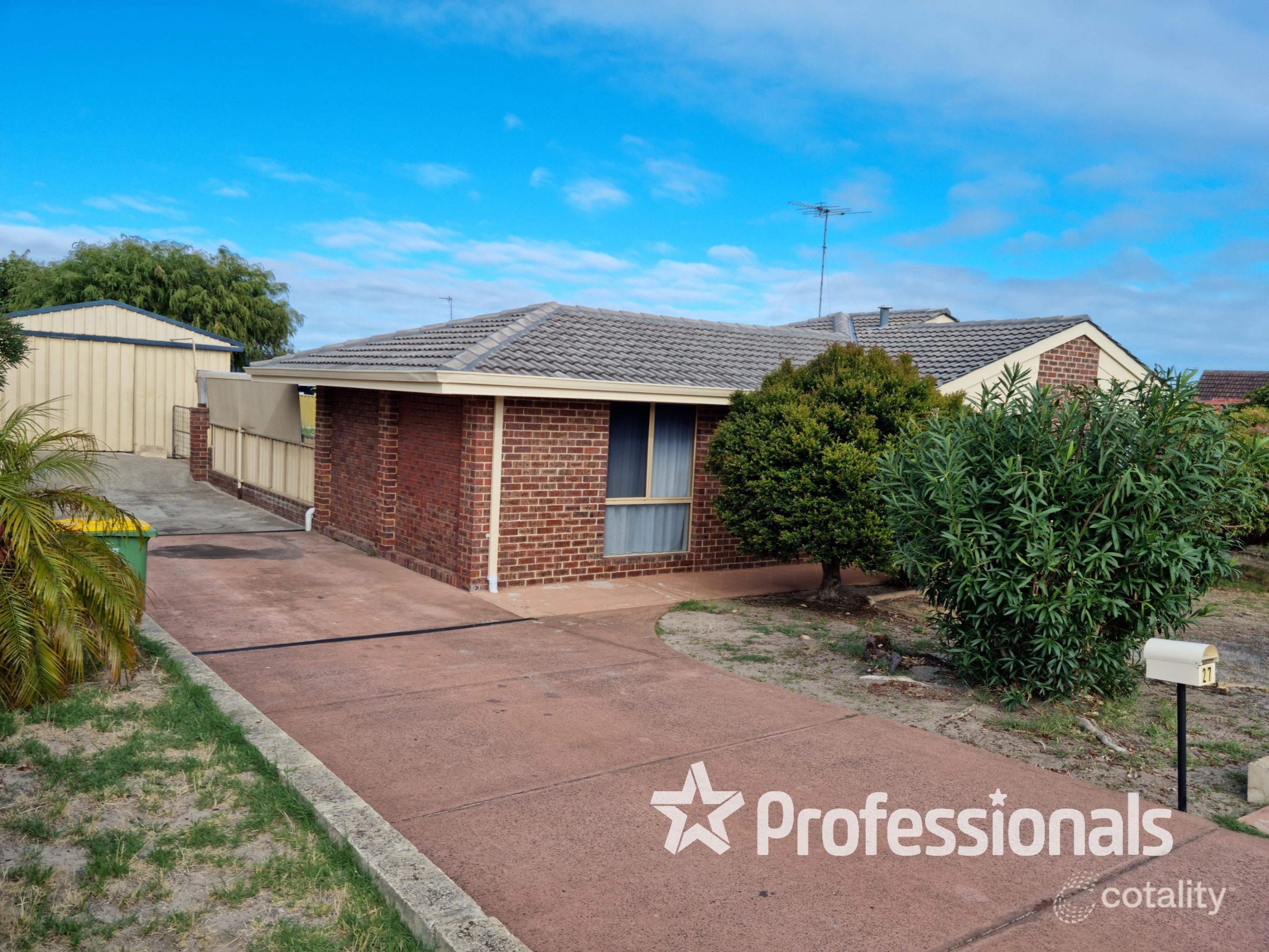 27 Lisa Rd, Australind, WA 6233