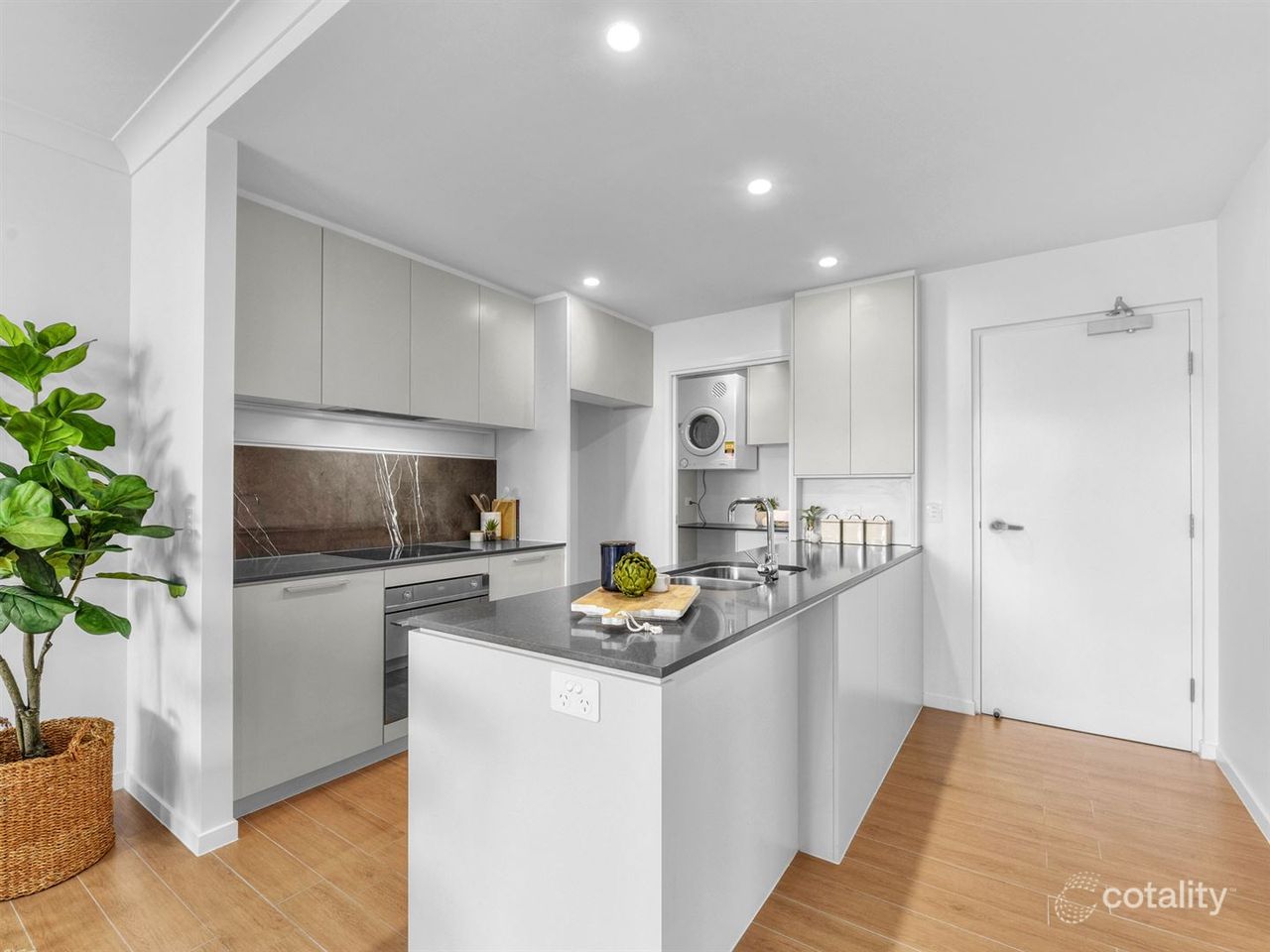 8/96 Dobson St, Ascot, QLD 4007