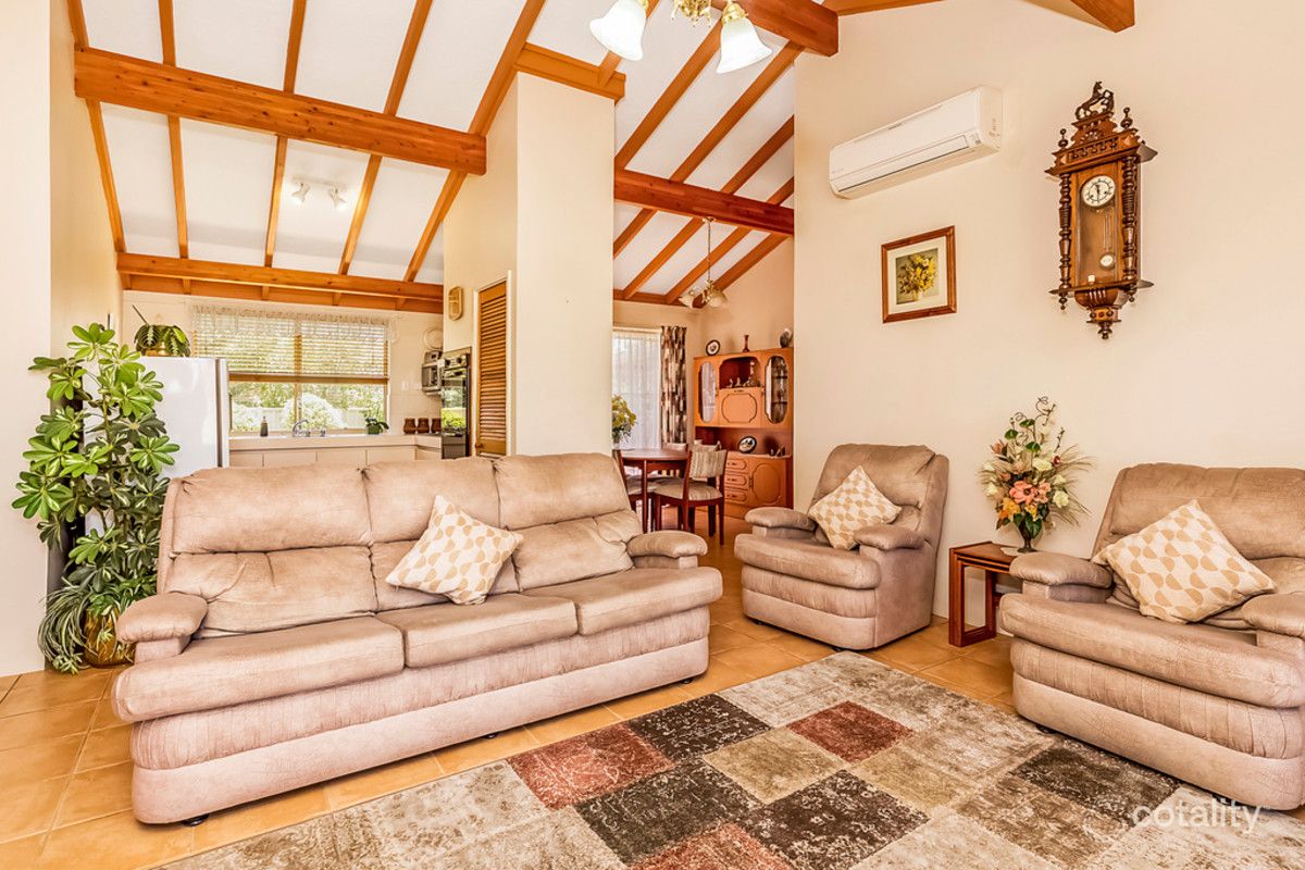 26b Barwon Heads Tce, Connolly, WA 6027