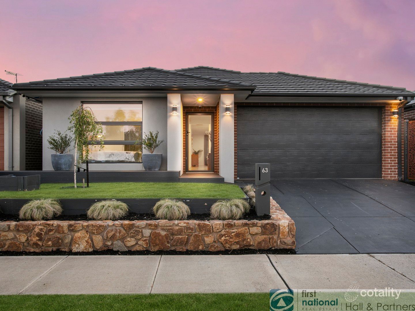 63 Aintree Cl, Clyde, VIC 3978