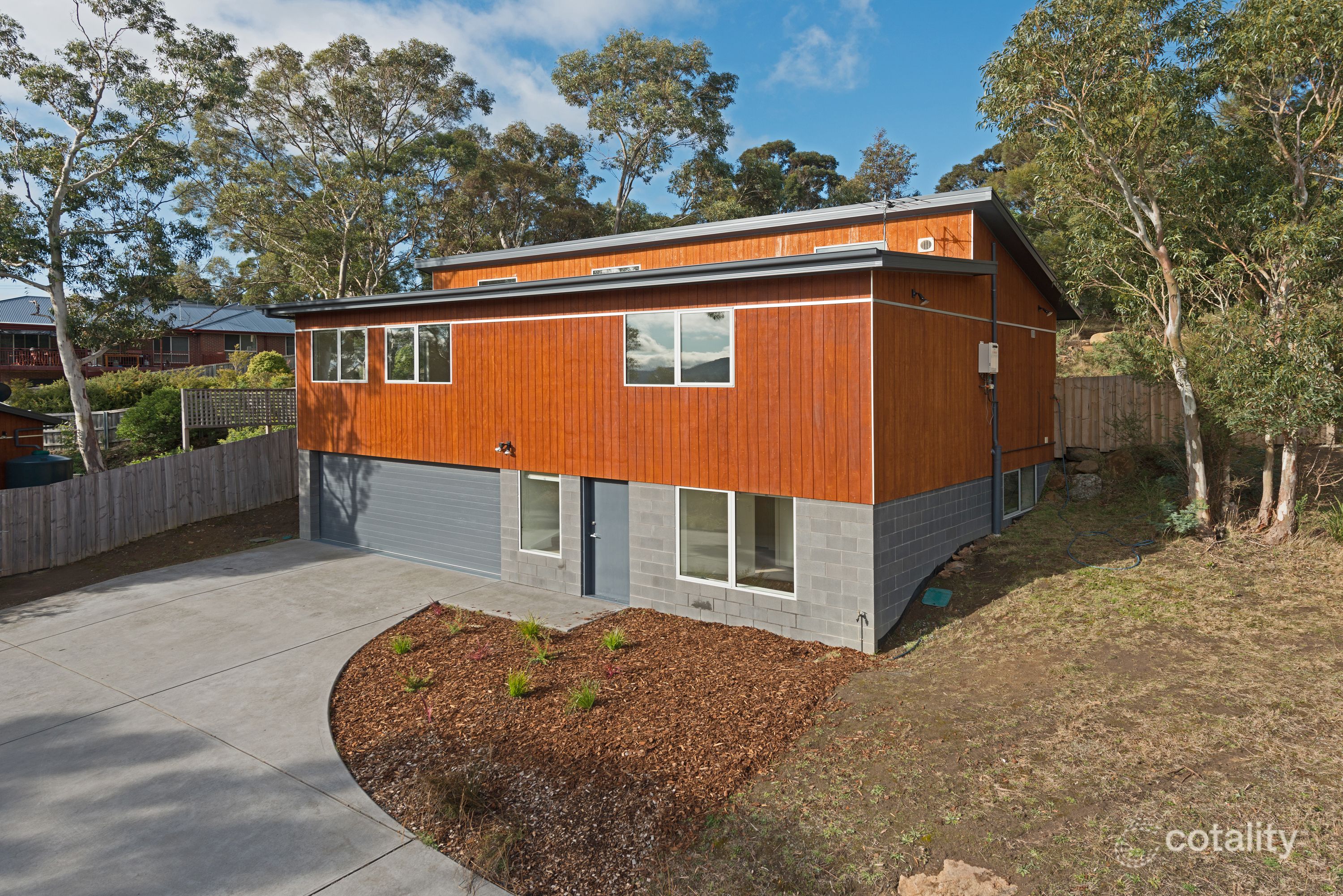 2/87 Ripley Rd, West Moonah, TAS 7009