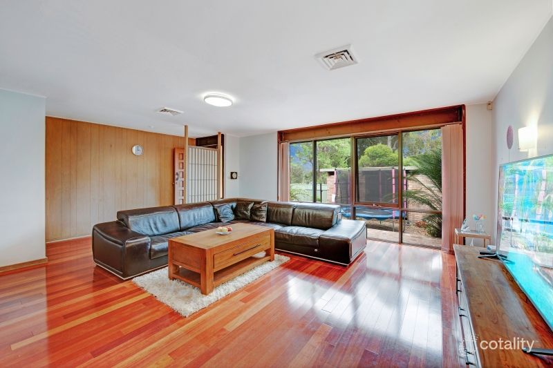 33 Carramarr Rd, Castle Hill, NSW 2154