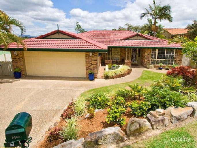 7 Kennedy Pl, Albany Creek, QLD 4035