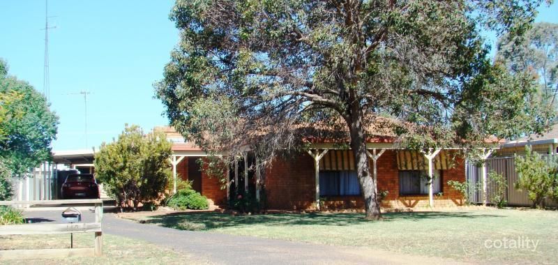 117 Moss Ave, Narromine, NSW 2821