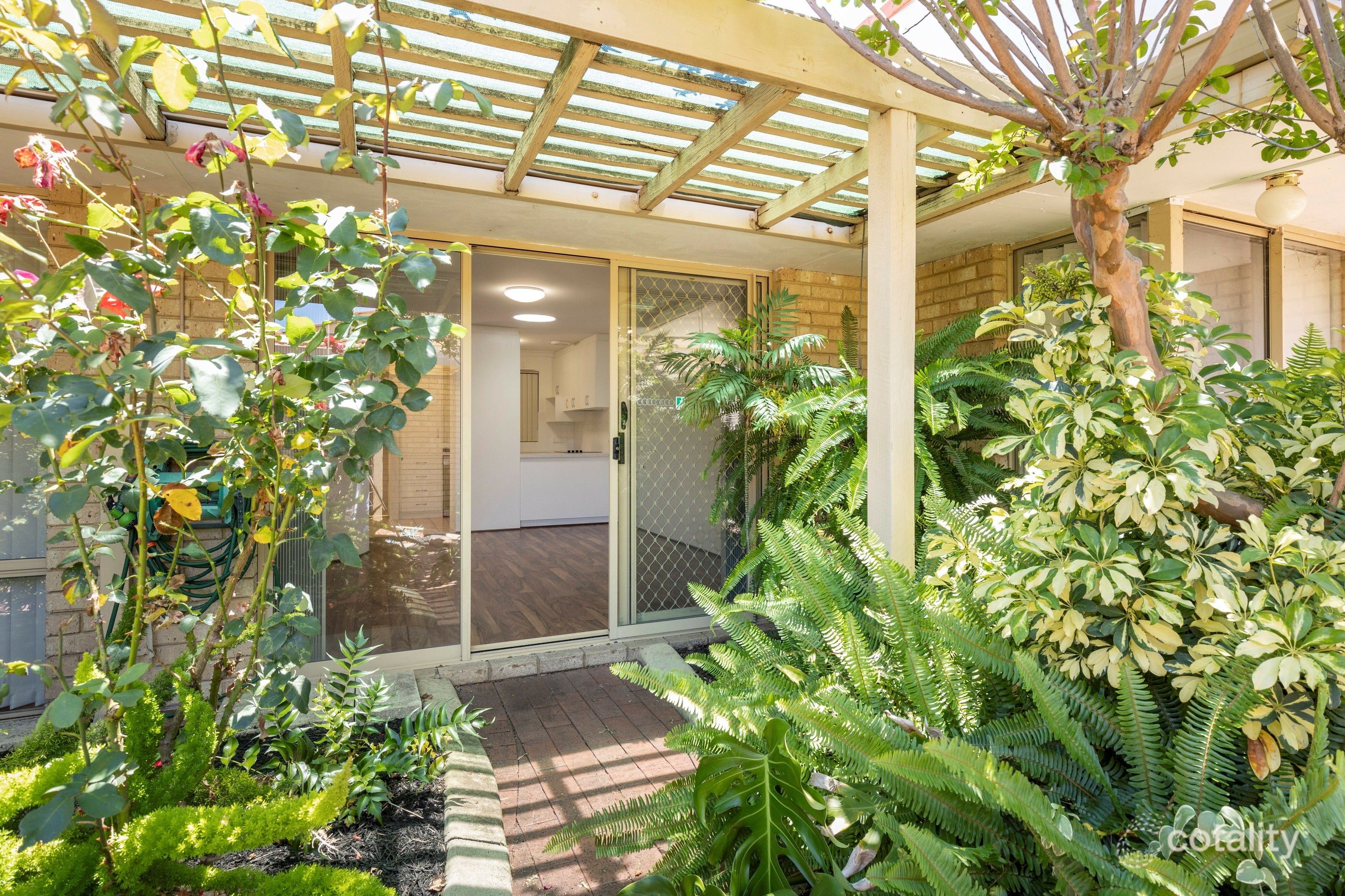 2/79a Roberts St, Bayswater, WA 6053