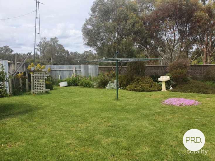 33 Benayeo Rd, Apsley, VIC 3319