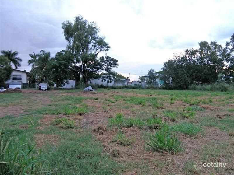 45 Bauhinia St, Goovigen, QLD 4702