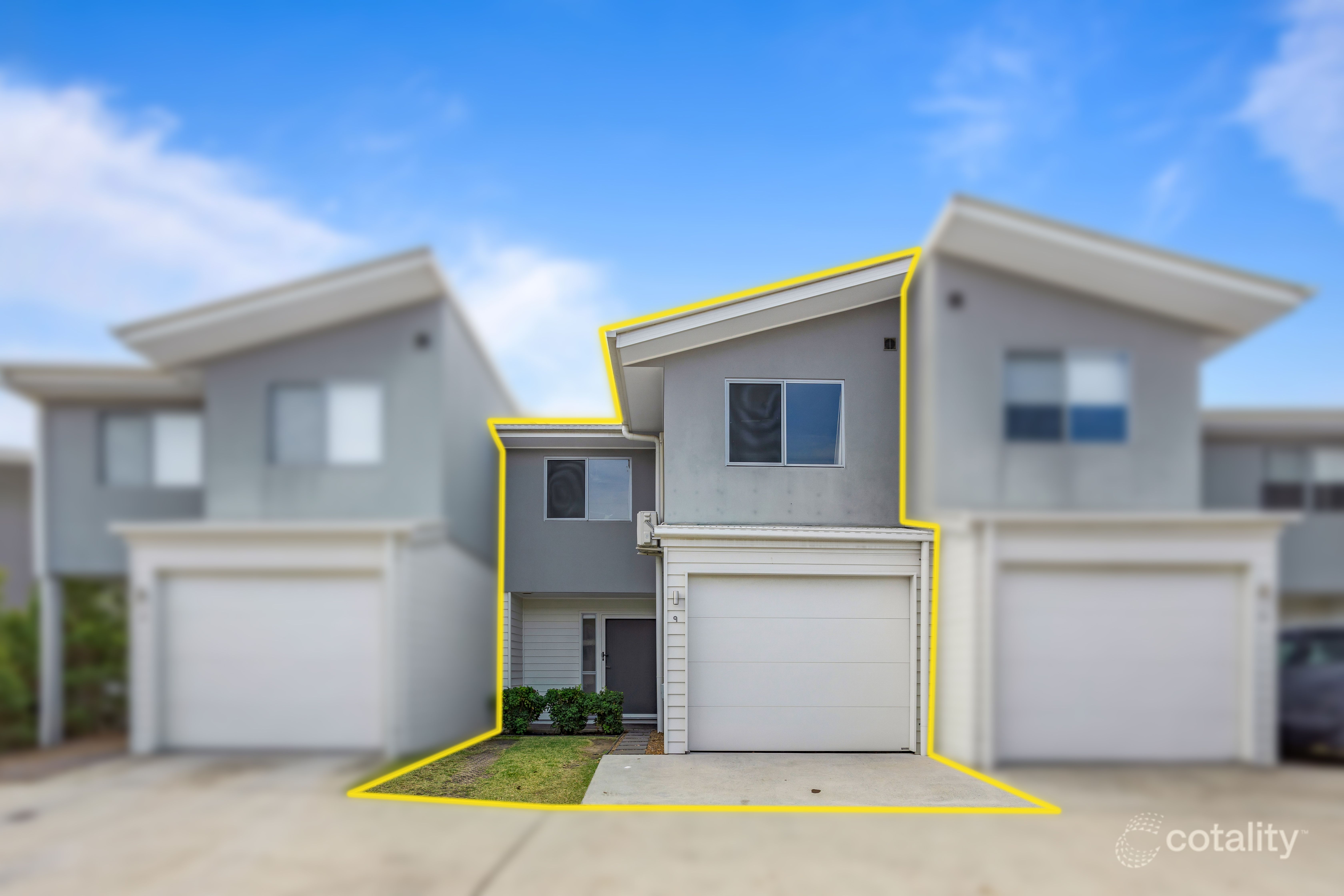 9/16 Bottle Brush Cct, Coomera, QLD 4209