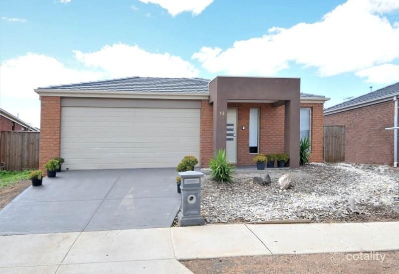 18 Akoona Way, Wyndham Vale, VIC 3024