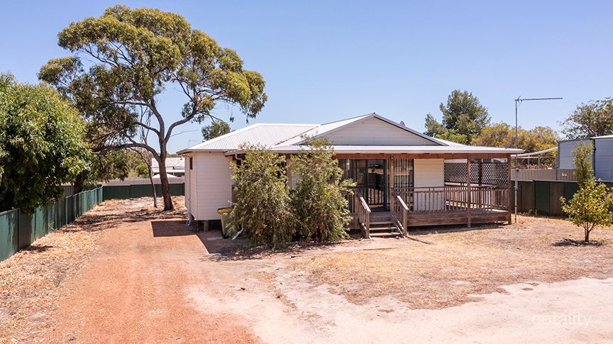 14 Raglan St, Pingelly, WA 6308