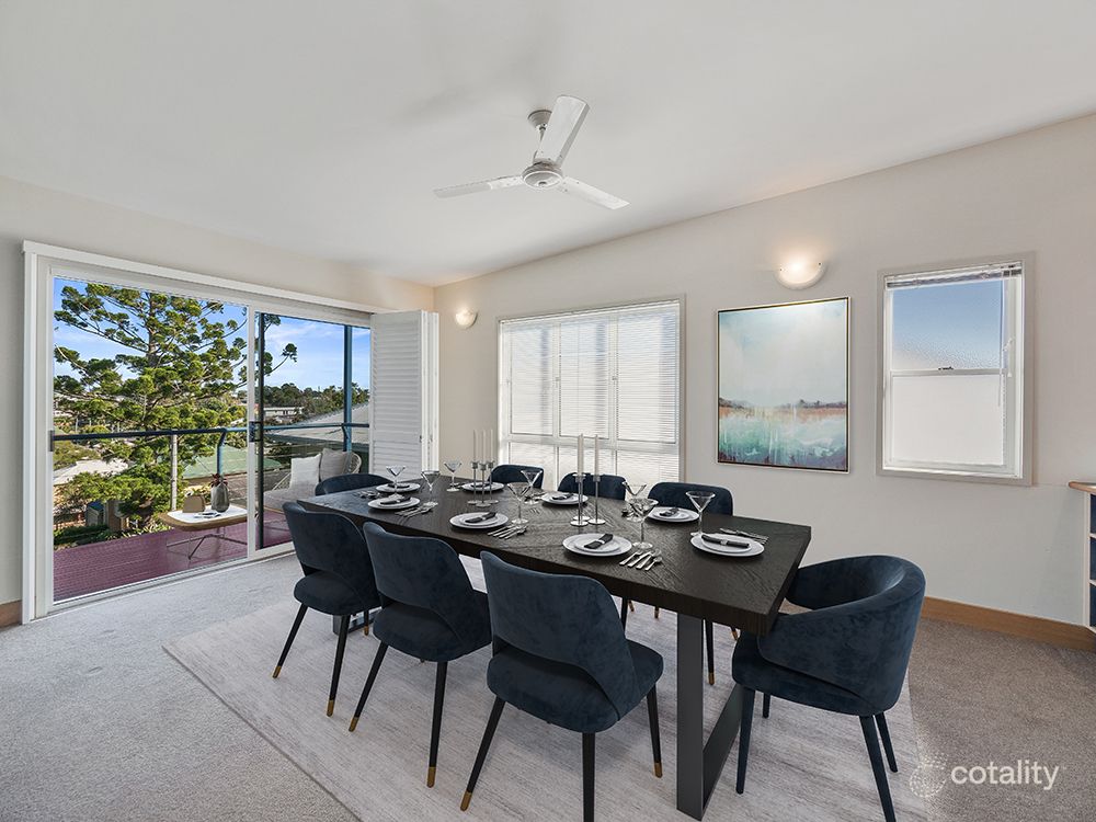 27 Arnold St, Manly, QLD 4179