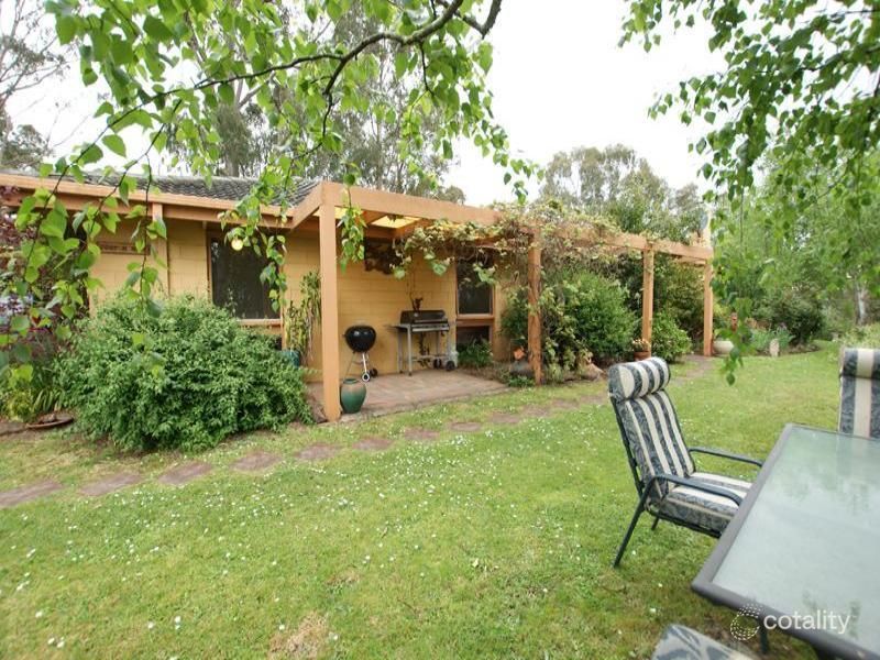 1555 Healesville-Koo Wee Rup Rd, Woori Yallock, VIC 3139