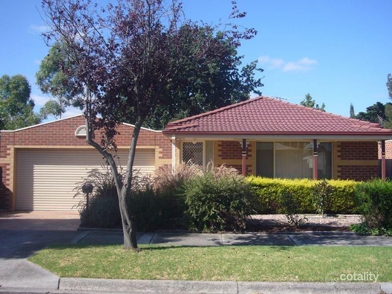 13 Sutton Ave, Boronia, VIC 3155