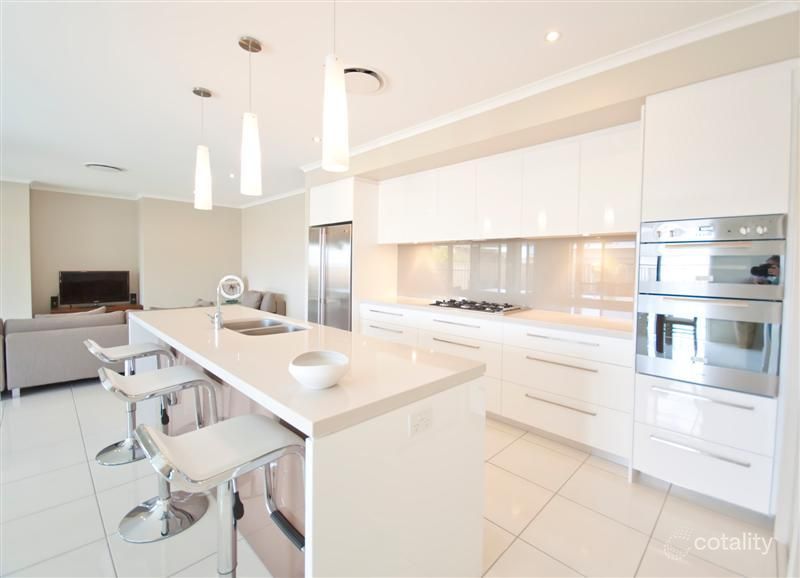 14 Glen Abby Ave, Peregian Springs, QLD 4573