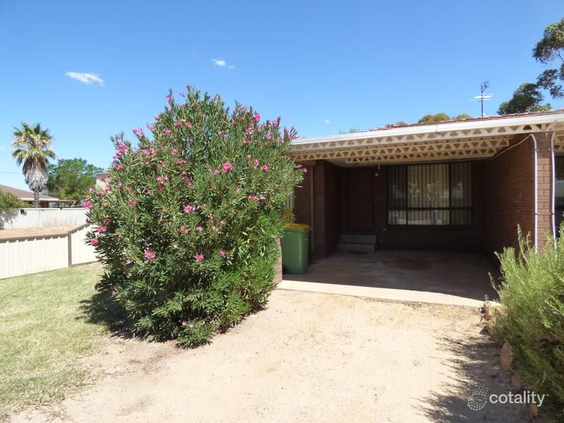 57 Cunningham St, Merredin, WA 6415
